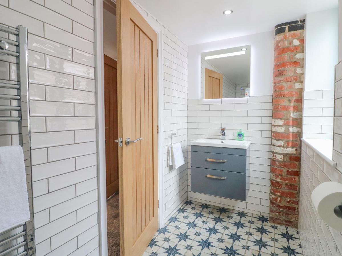 Lifford Coach House Villa Sutton on Trent Buitenkant foto